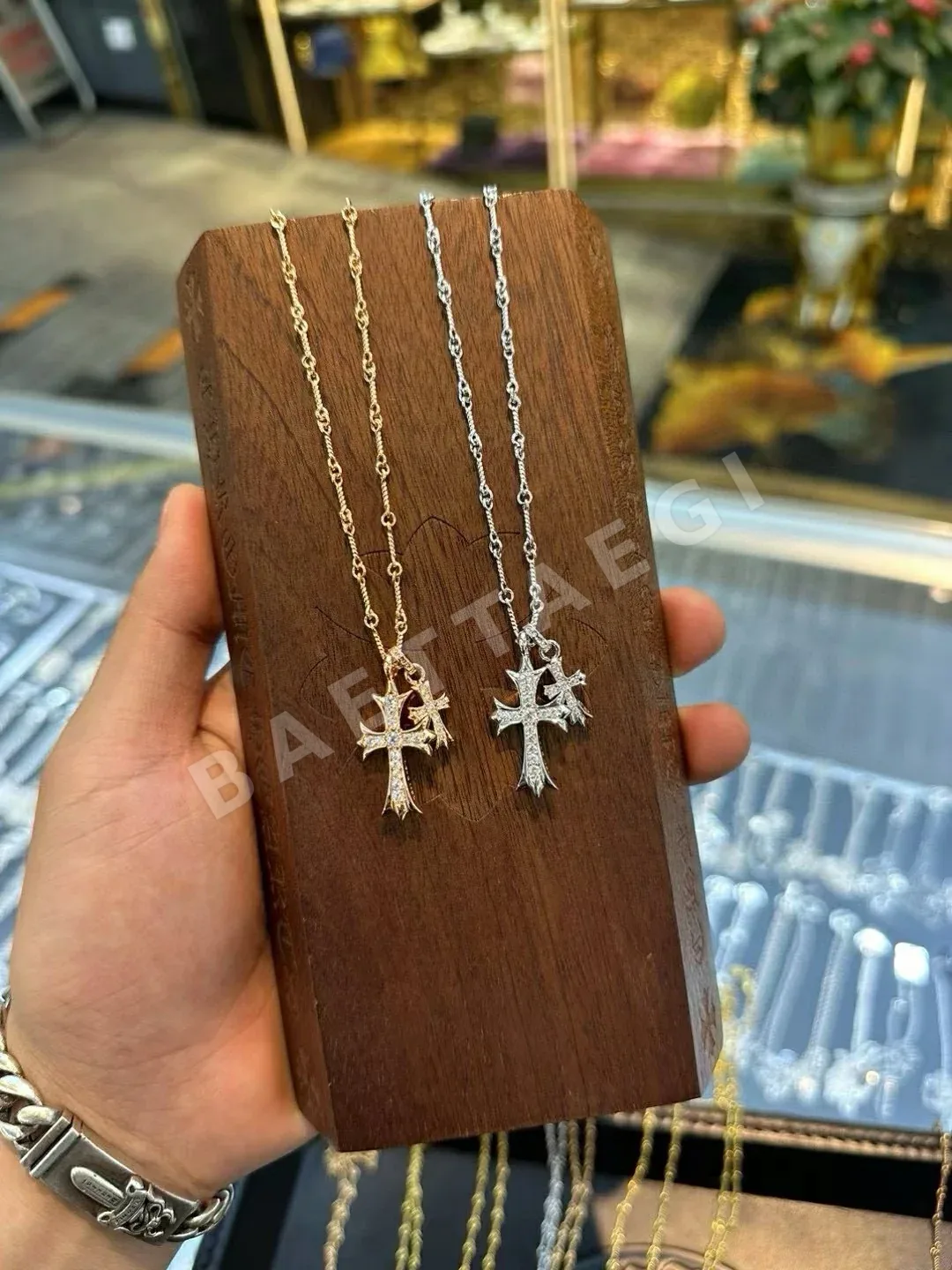 크롬하츠 클래식 레트로 크로스 하트 펜던트 목걸이 상세 이미지 3