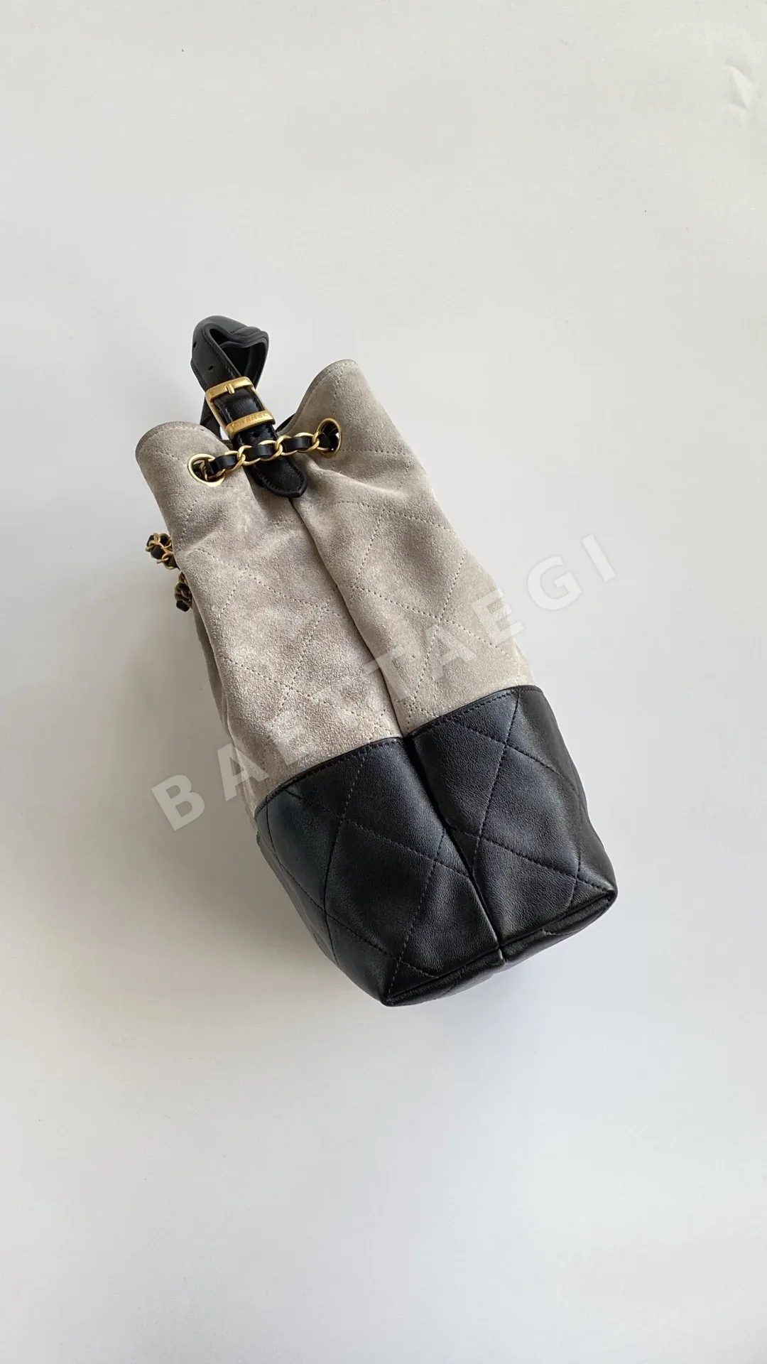 샤넬 스몰 세로형 쇼핑백 가죽 가방 상세 이미지 5