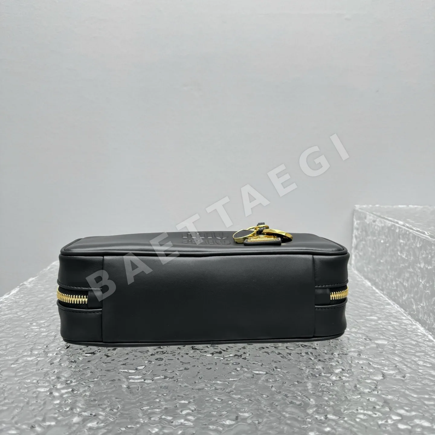미우미우 MISHANG Beau 올레더 블랙 핸드백 상세 이미지 5