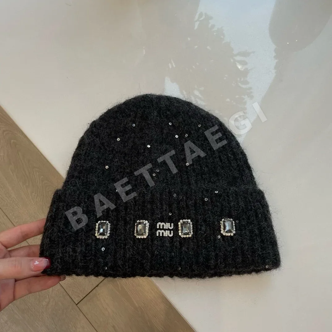미우미우 모자 80970 Miu Miu Cap 상세 이미지 3