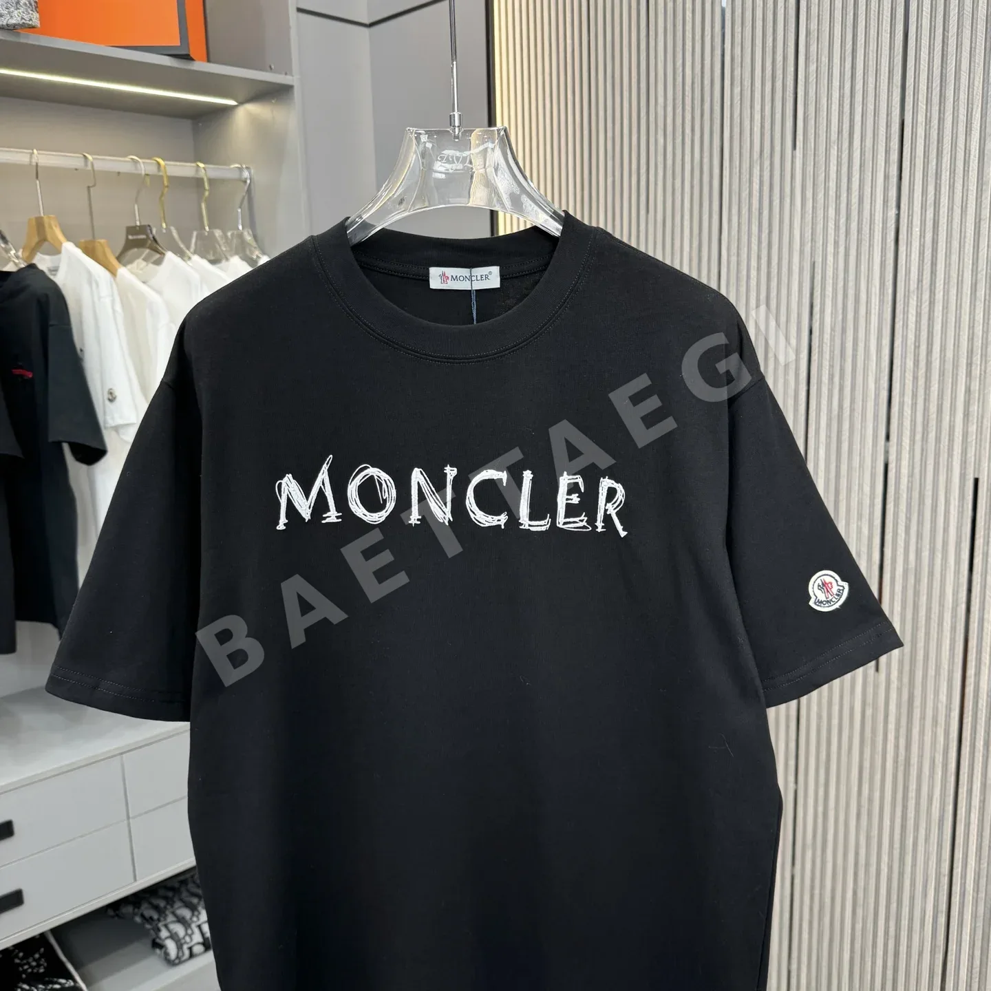 몽클레르 남성 코튼 헤비웨이트 자수 반팔 티셔츠 상세 이미지 3