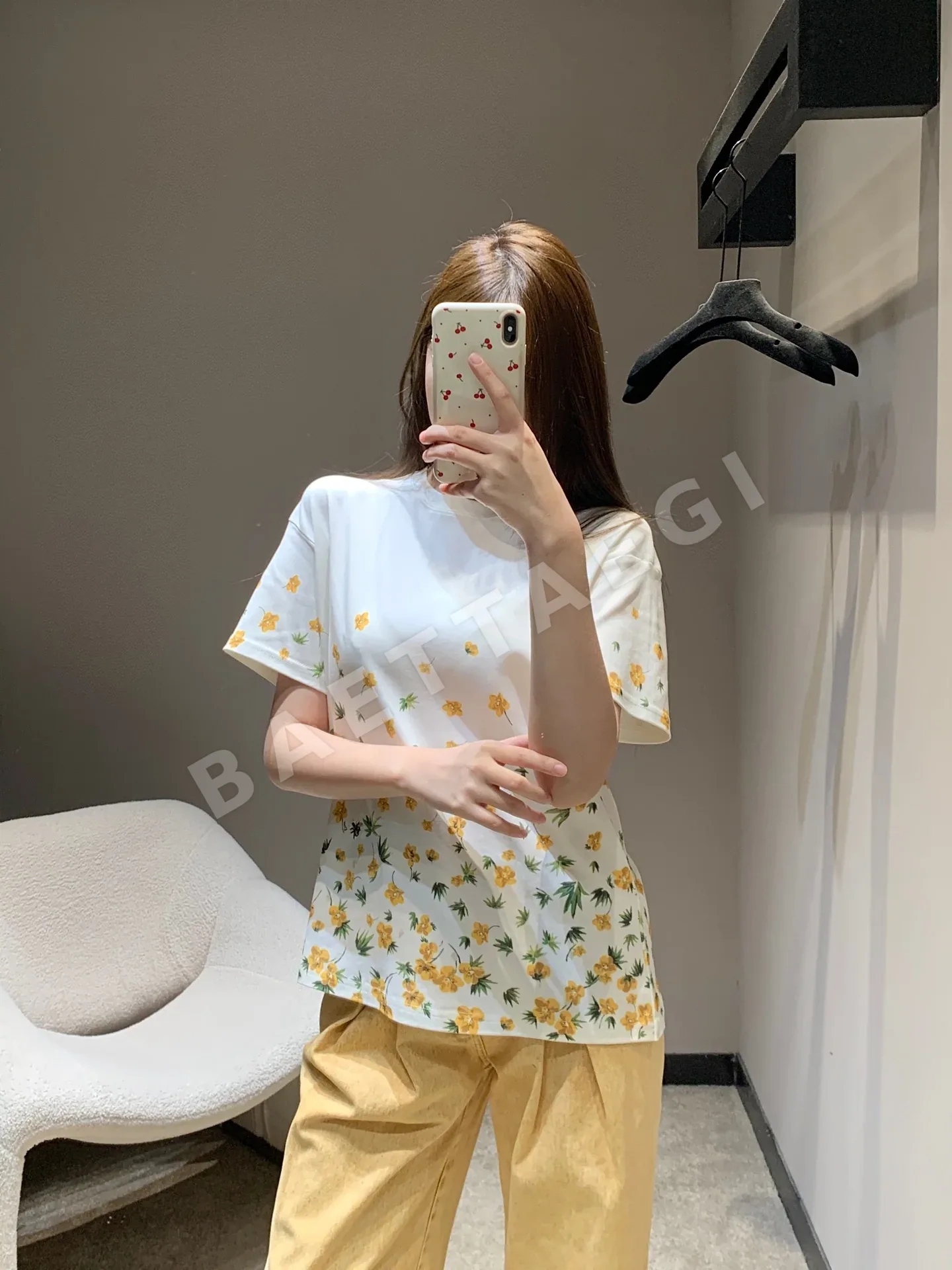 디올 꽃무늬 크루넥 반팔 티셔츠
