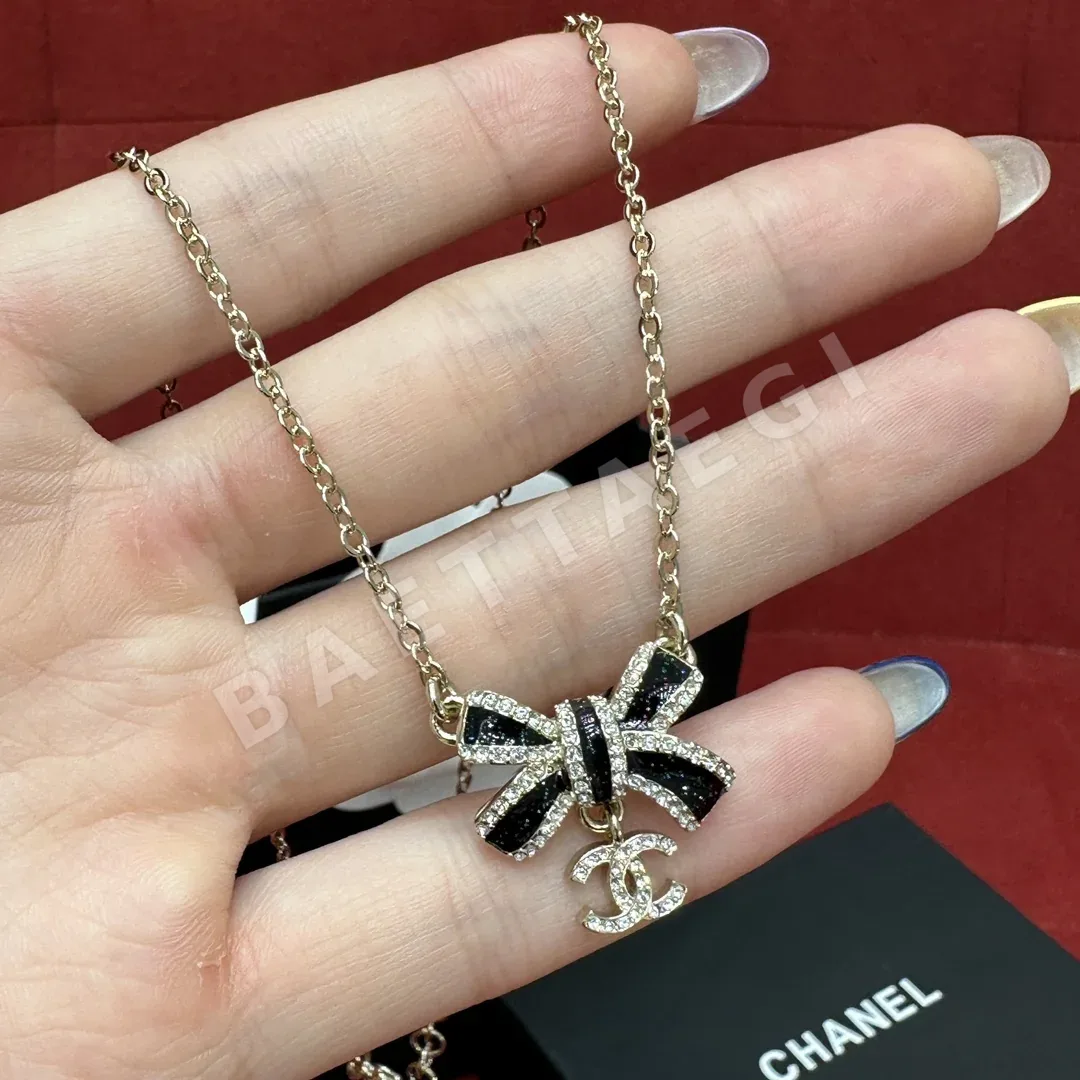 샤넬 블랙 리본 라인스톤 목걸이 178183