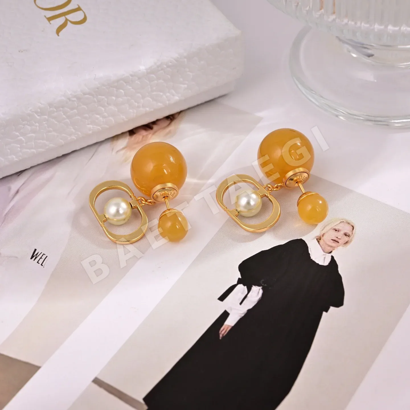 디올 CD 이니셜 메탈 귀걸이 상세 이미지 5