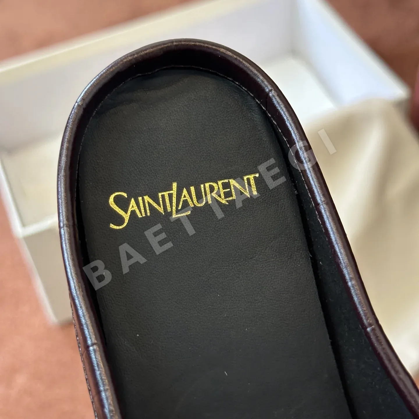 생로랑 YSL 앞코 덮인 뮬 로퍼 상세 이미지 5