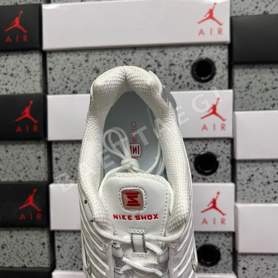 나이키 [MAX] 샥스 TL AV3595-100 201244 Nike Shox TL White Metallic Silver 상세 이미지 6