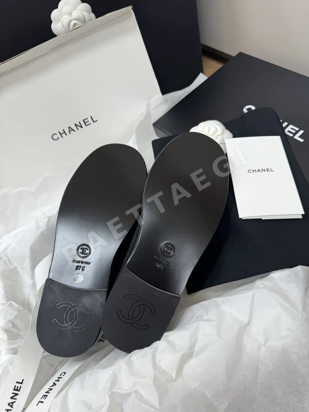 샤넬 로퍼 스웨이드 더블 C 로고 상세 이미지 6
