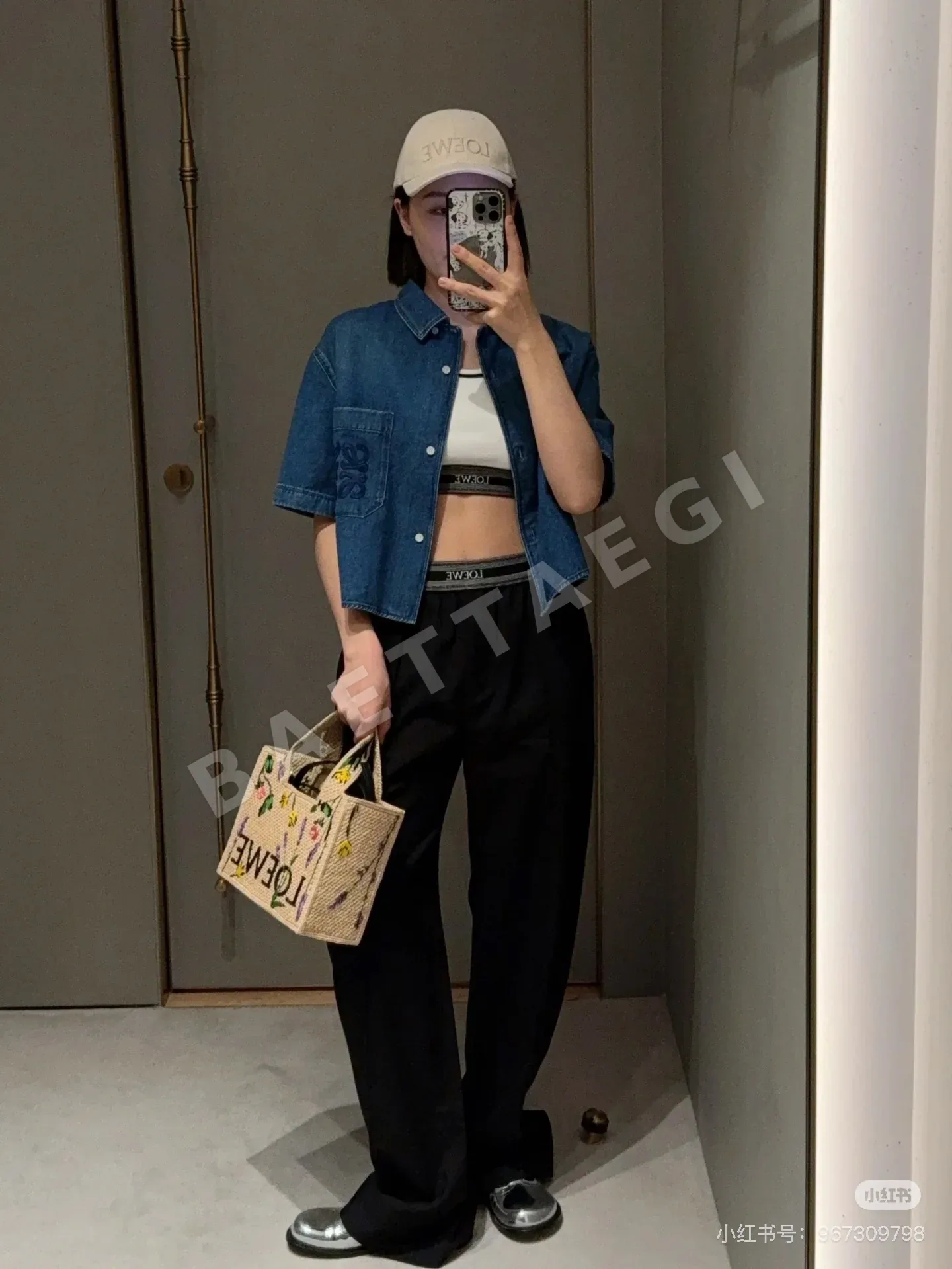 로에베 빈티지 워시드 데님 크롭 셔츠 상세 이미지 3