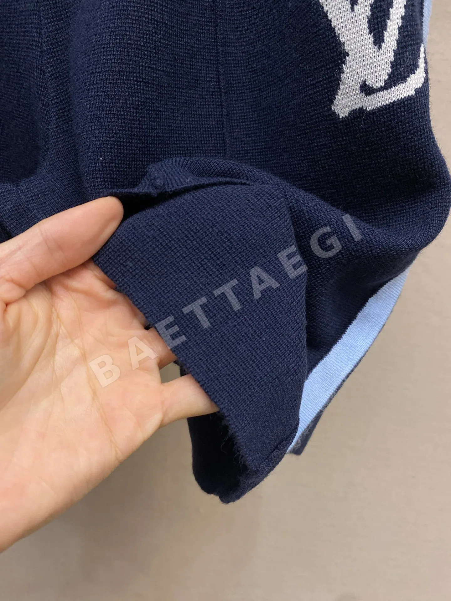 루이비통 로고 코튼 오버핏 반바지 5183 상세 이미지 7