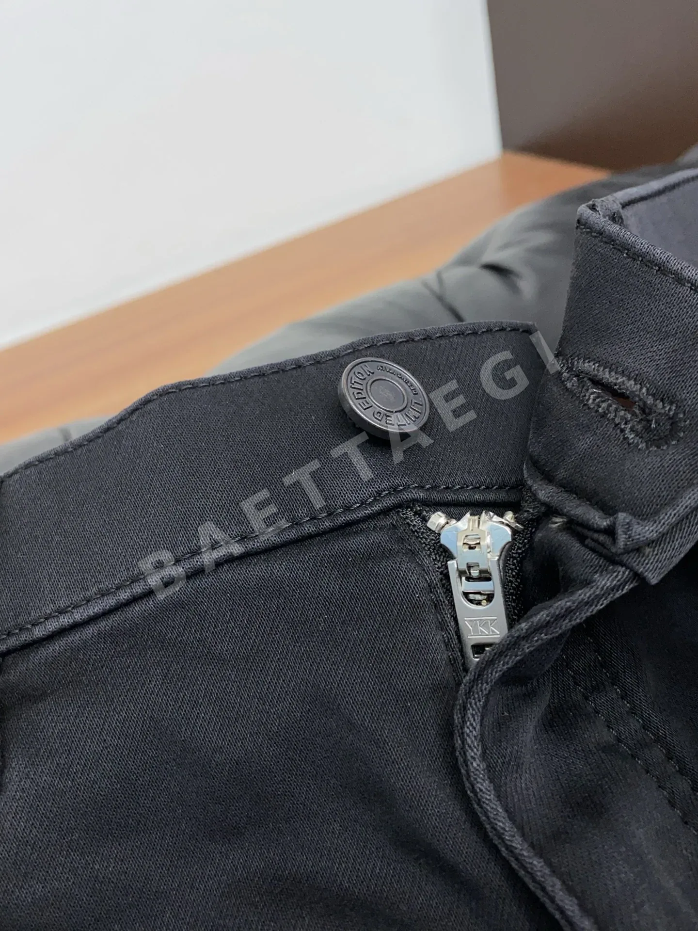 프라다 남성 데님 바지 상세 이미지 4