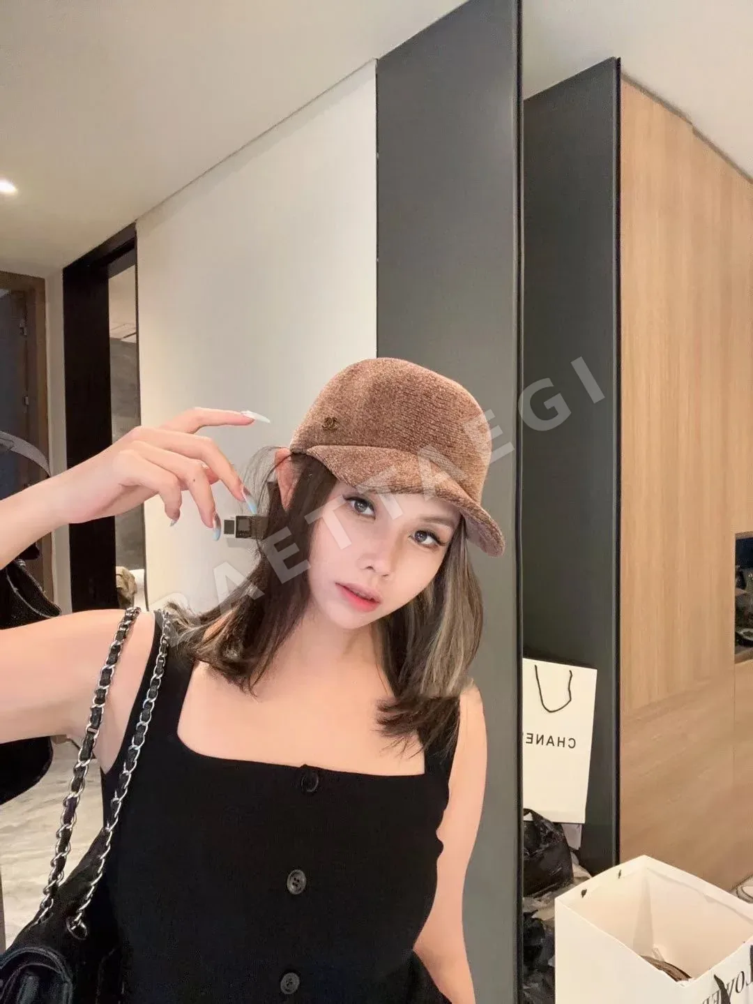 샤넬 벨벳 라이더 모자 상세 이미지 2
