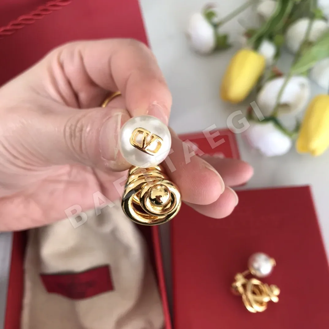 발렌티노 귀걸이 63571 Valentino Earrings 상세 이미지 7