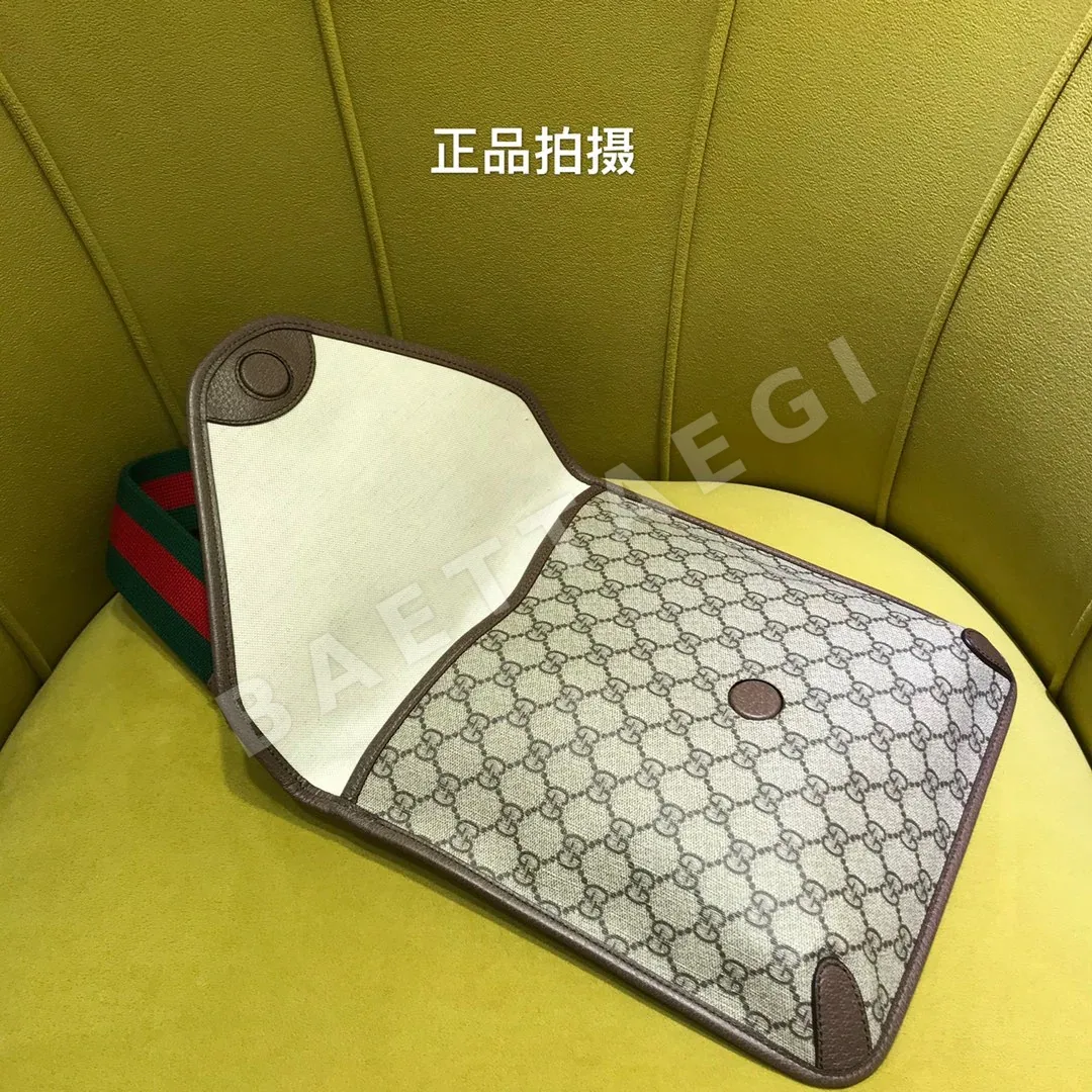 구찌 타이거헤드 메신저백 상세 이미지 2