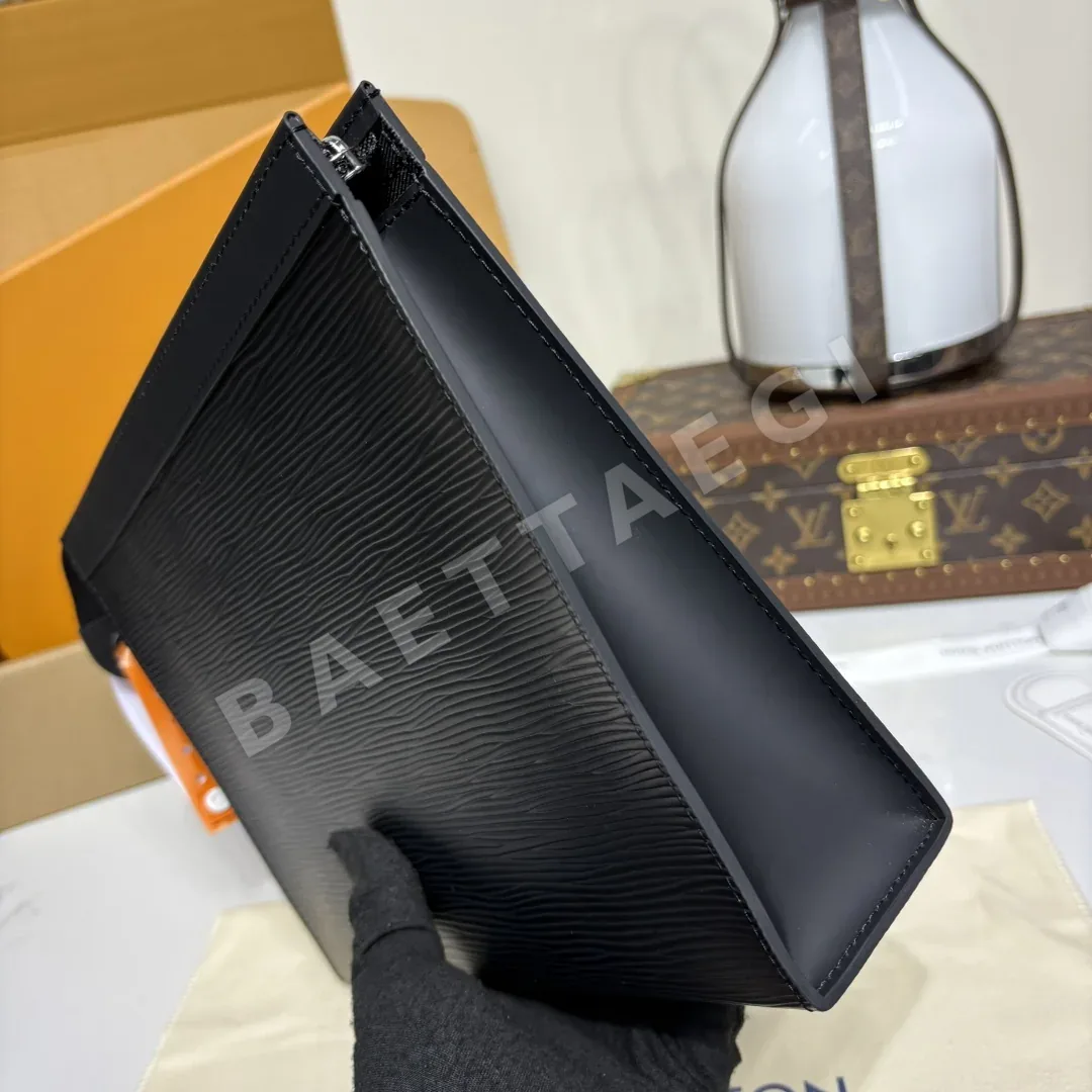 루이비통 포쉐트 보야주 클러치백 M81326 상세 이미지 5