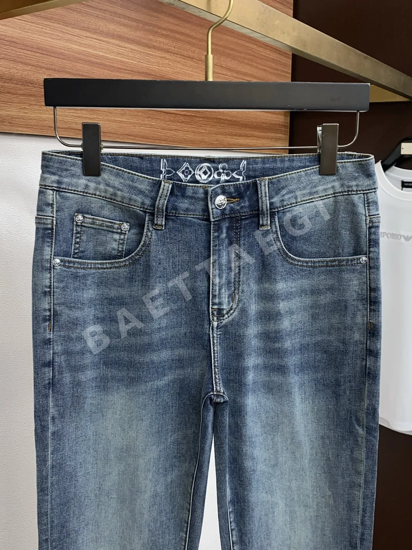 루이비통 수입 데님 남성 바지 상세 이미지 3