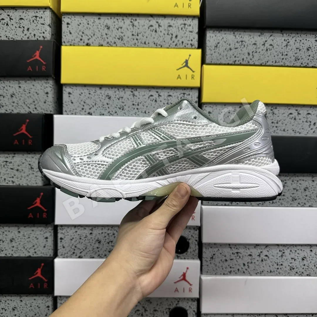아식스 [LZ] 젤 카야노 14 1201A019-107 200598 Asics Gel-Kayano 14 White Pure Silver 상세 이미지 10