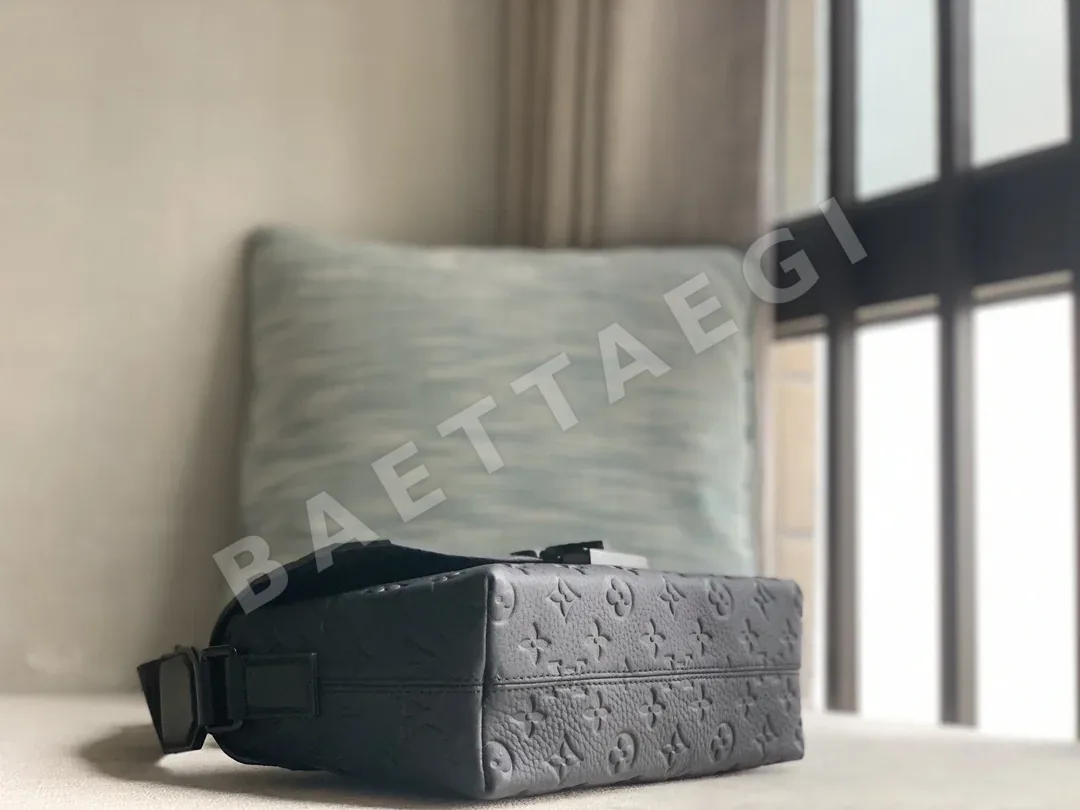 루이비통 S-케이프 모노그램 메신저백 M23741 상세 이미지 4