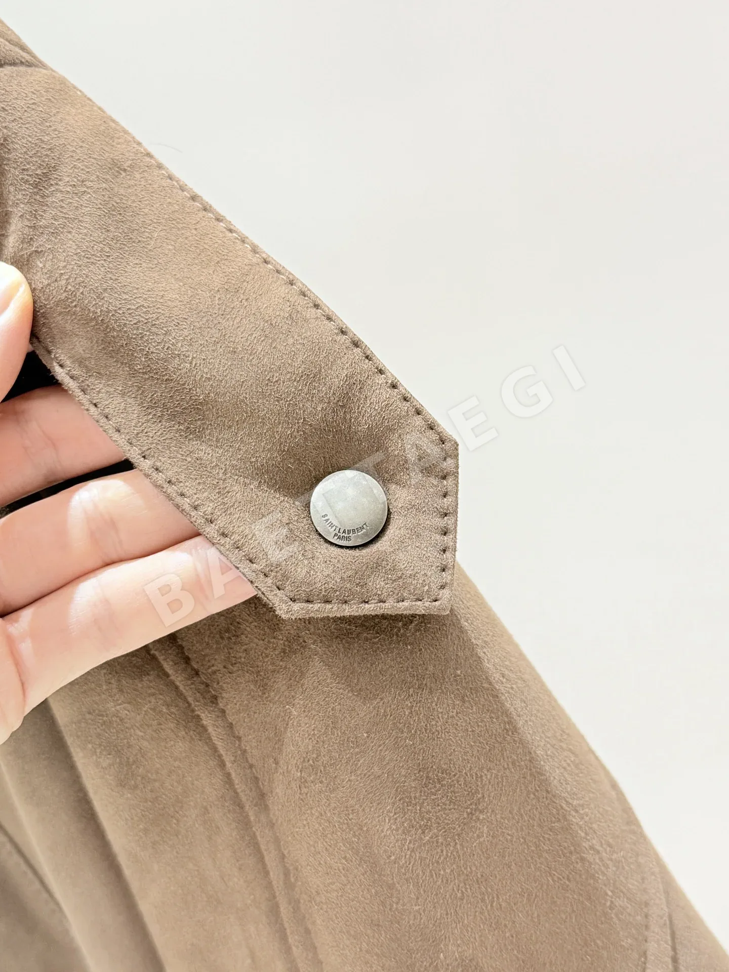 생로랑 울 시어링 여성 자켓 상세 이미지 5