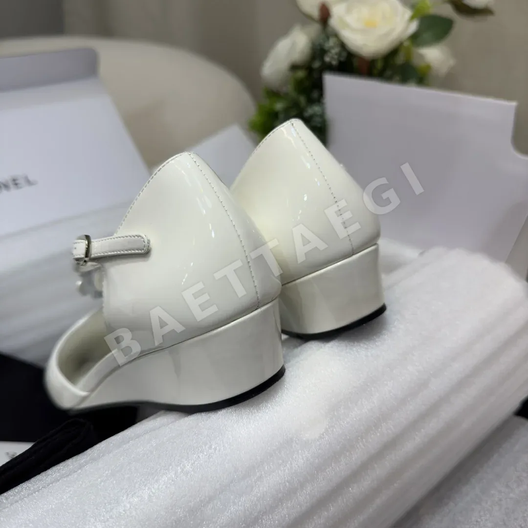 샤넬 카멜리아 웨지 샌들 상세 이미지 6