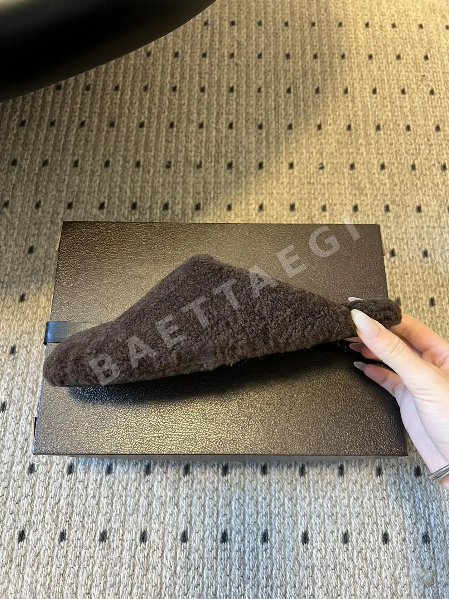 알라이아 퍼 장식 울 플러시 뮬 상세 이미지 7