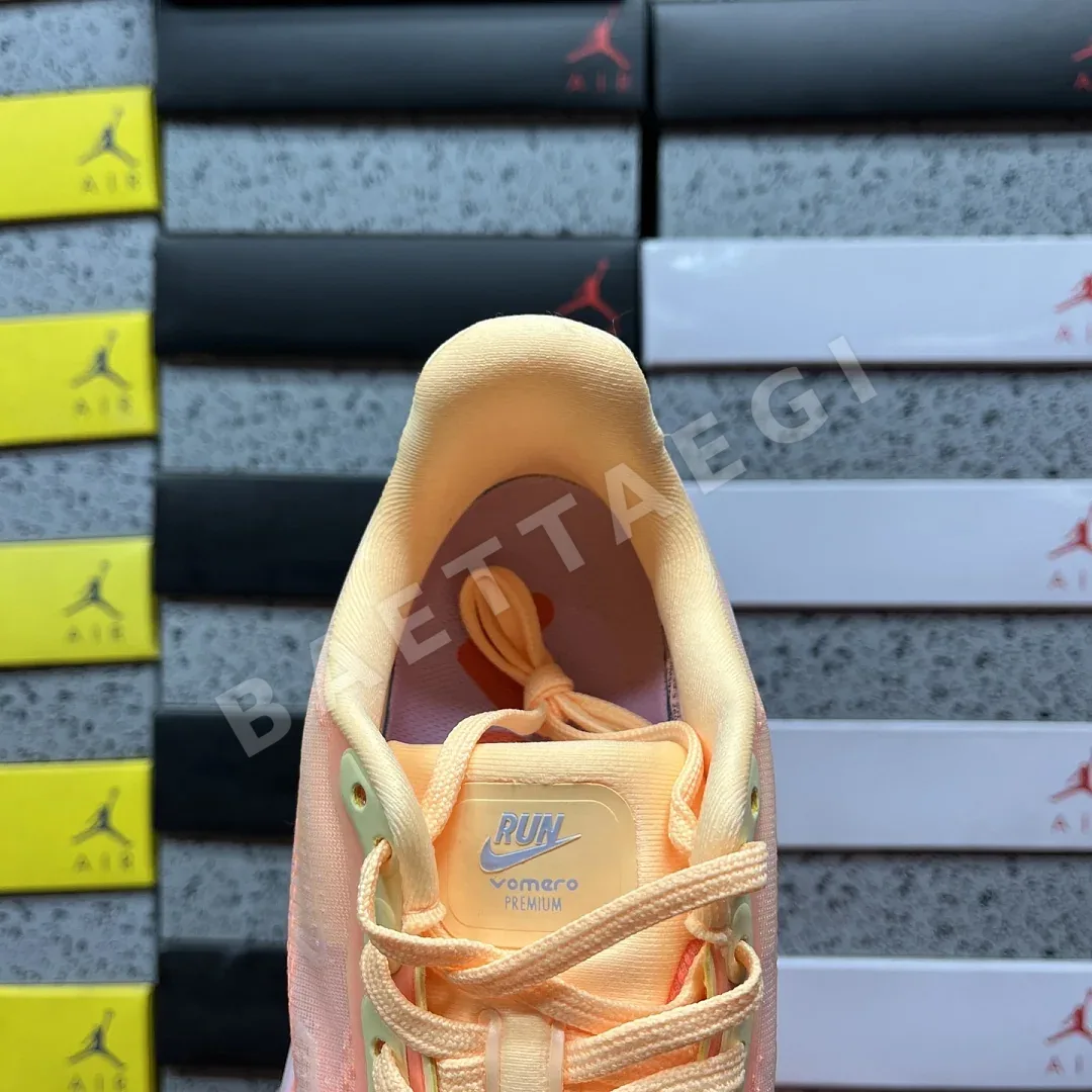 나이키 [CG] 보메로 프리미엄 HM5973-801 201992 Nike Vomero Premium Tangerine Tint Pink Foam 상세 이미지 8