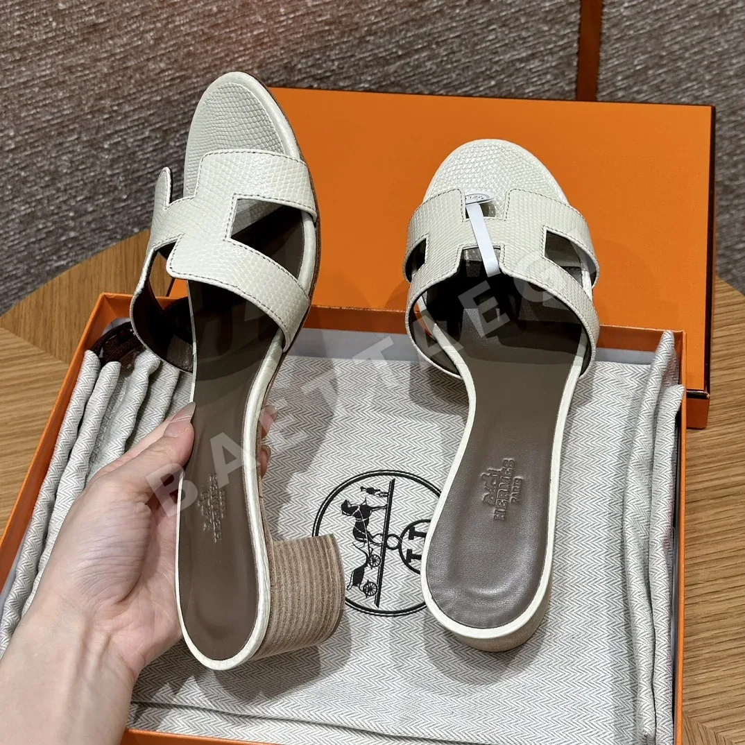 에르메스 오아시스 샌들 화이트 도마뱀가죽 상세 이미지 4