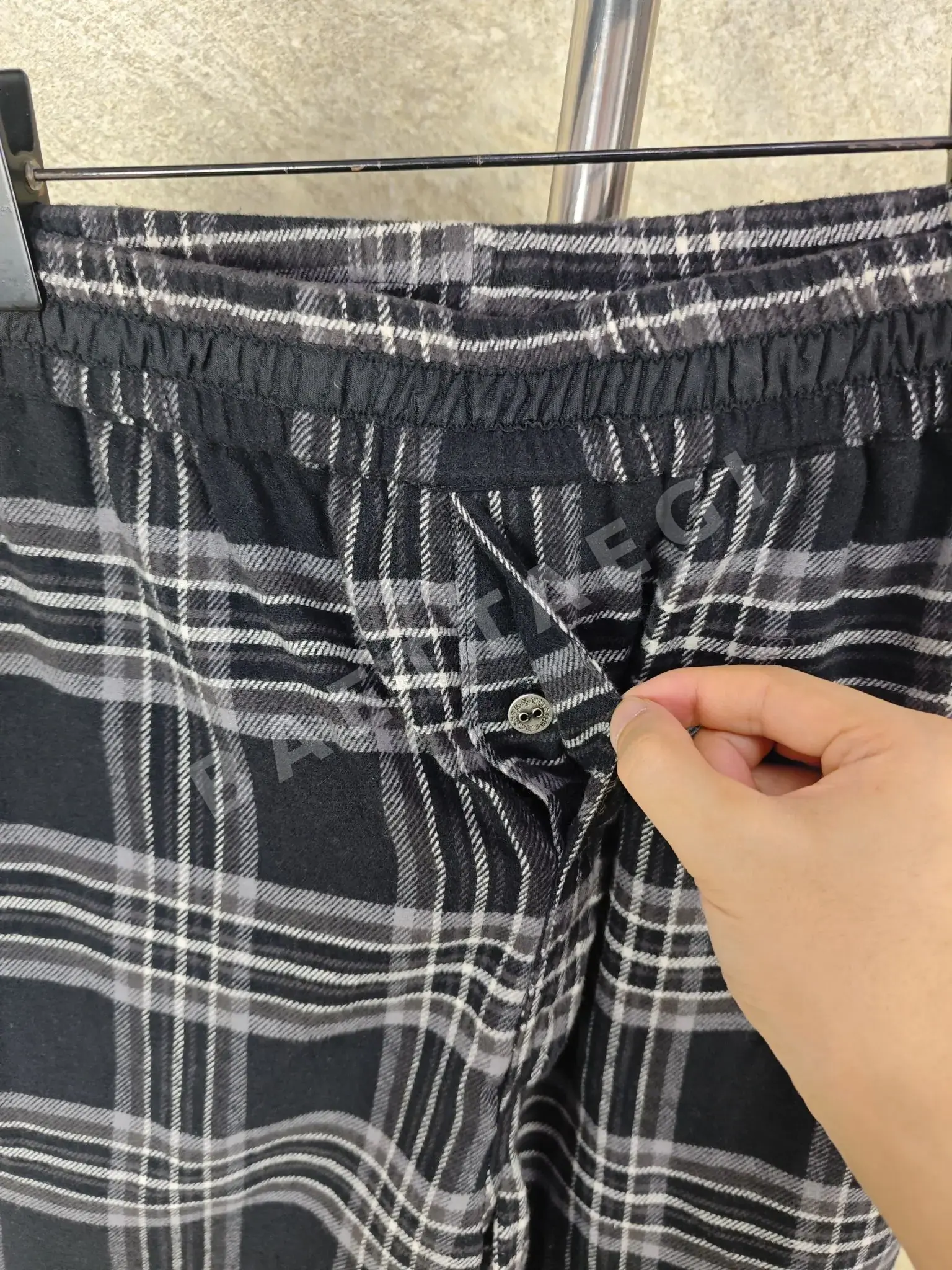 버버리 플란넬 체크 패턴 남성 반바지 상세 이미지 6