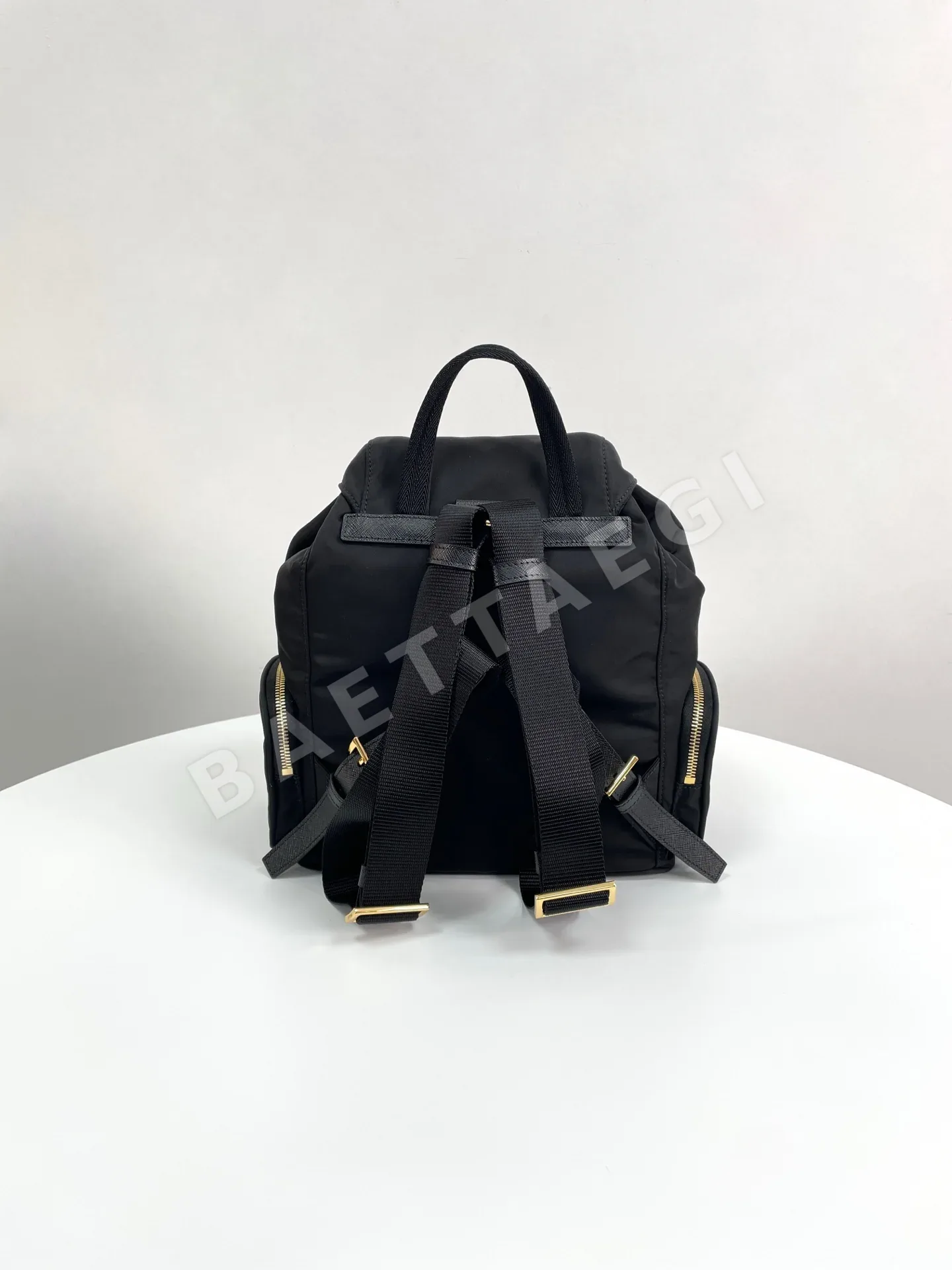 프라다 나일론 트림 숄더백 1BZ081 상세 이미지 3