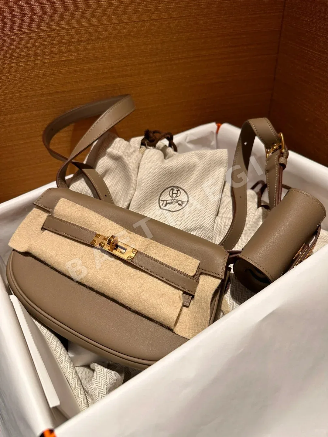 에르메스 켈리 엘리펀트 그레이 가방 상세 이미지 3