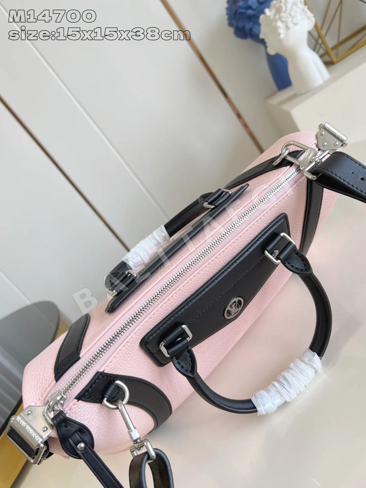 루이비통 LV 바이커 미디엄 핸드백 M14700 상세 이미지 6