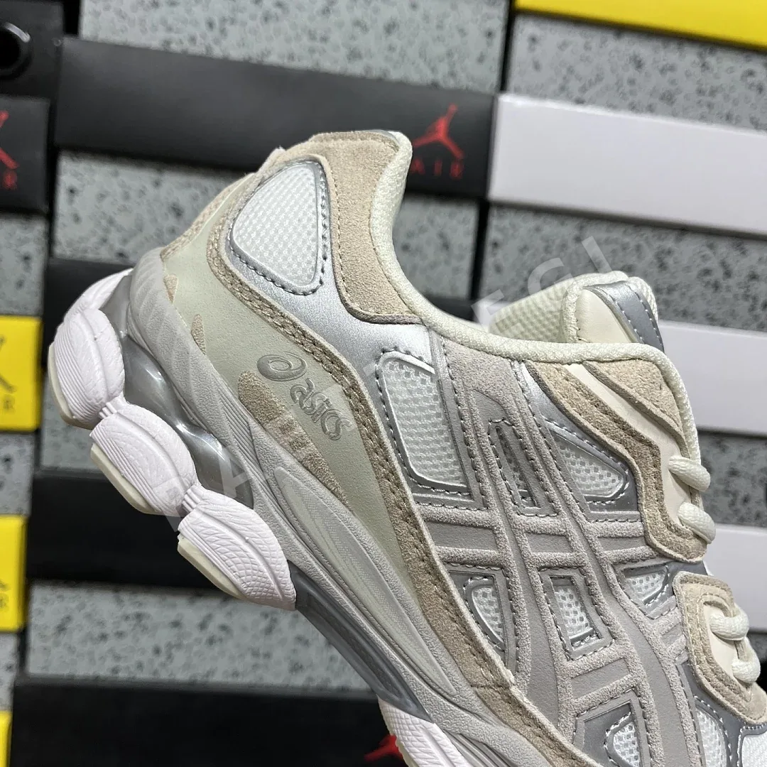 아식스 [RT] 젤 NYC 1201A789-105 200359 Asics Gel-NYC White Oyster Grey 상세 이미지 3