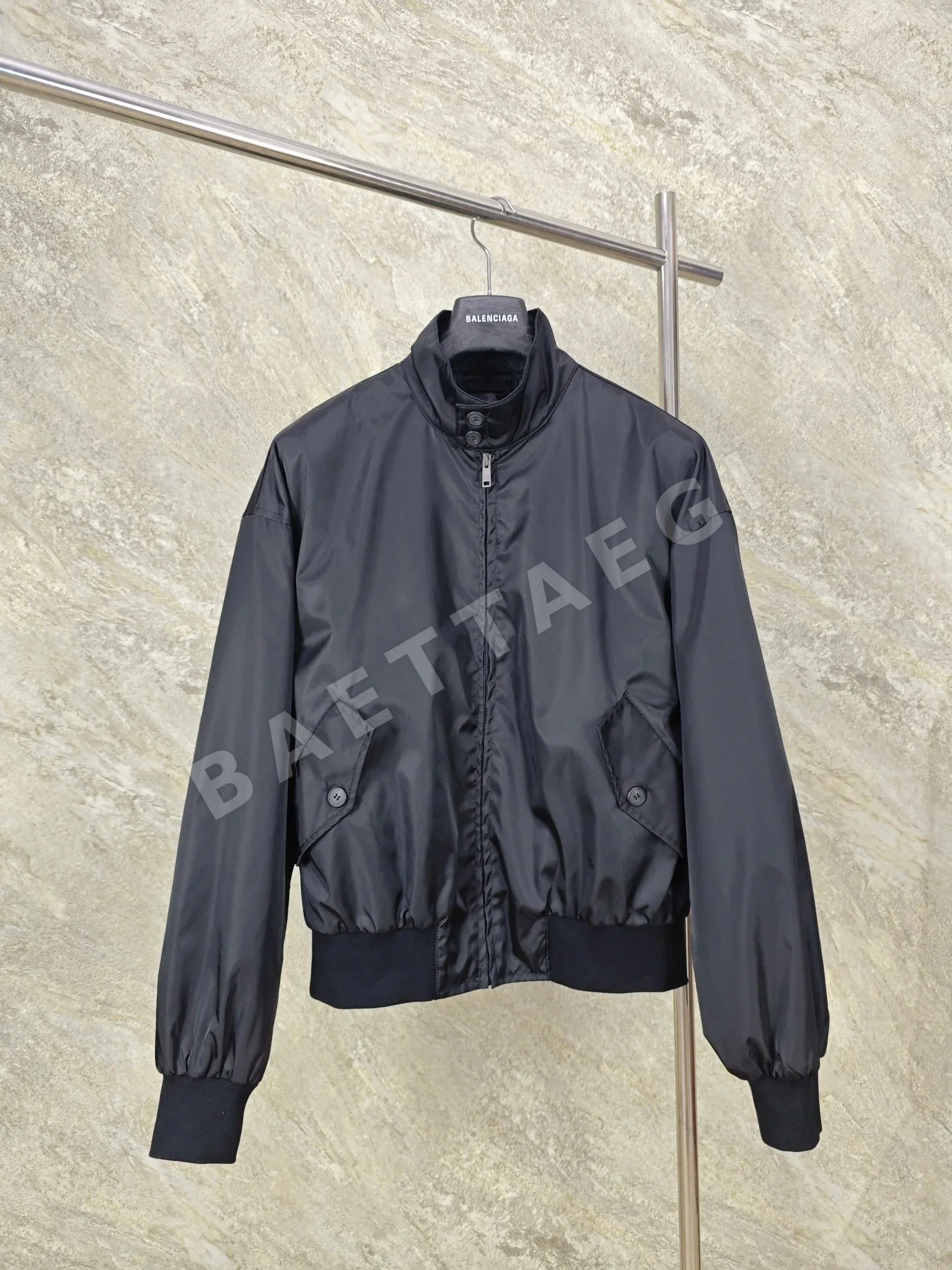 프라다 나일론 라이트 코튼 남성 자켓