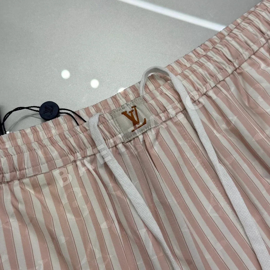 루이비통 모노그램 스트라이프 실크 남성 반바지 상세 이미지 7