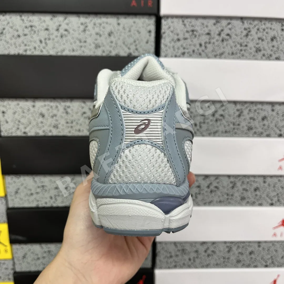 아식스 [M] 젤 NYC 2055 1203A542-020 200497 Asics Gel-NYC 2055 Glacier Dolphin Grey 상세 이미지 5