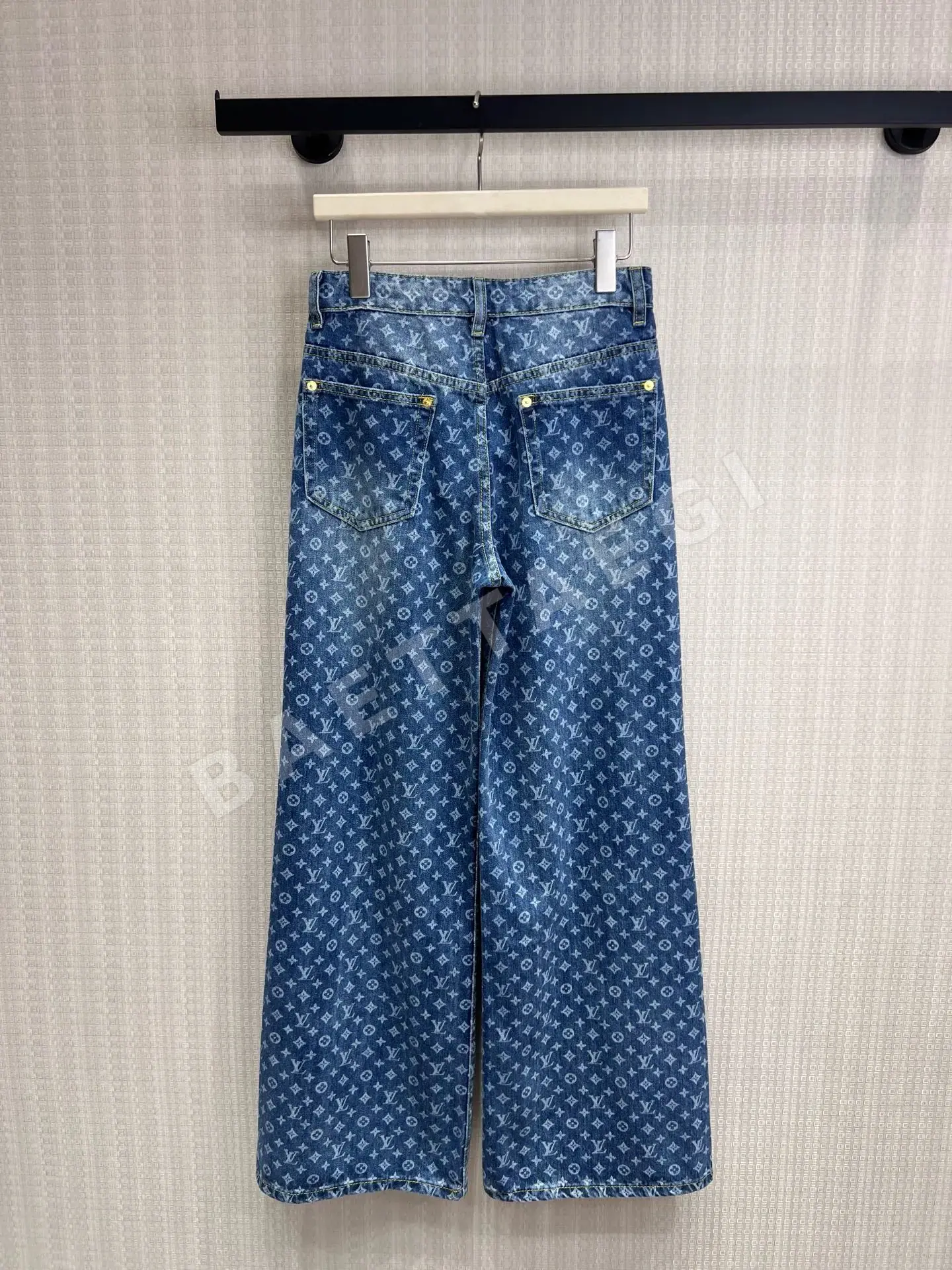 루이비통 모노그램 와이드 레그 데님 바지 상세 이미지 8