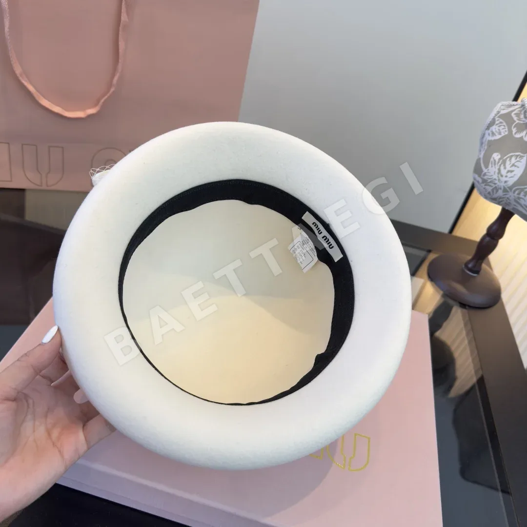 미우미우 모자 185800 Miu Miu Cap 상세 이미지 9
