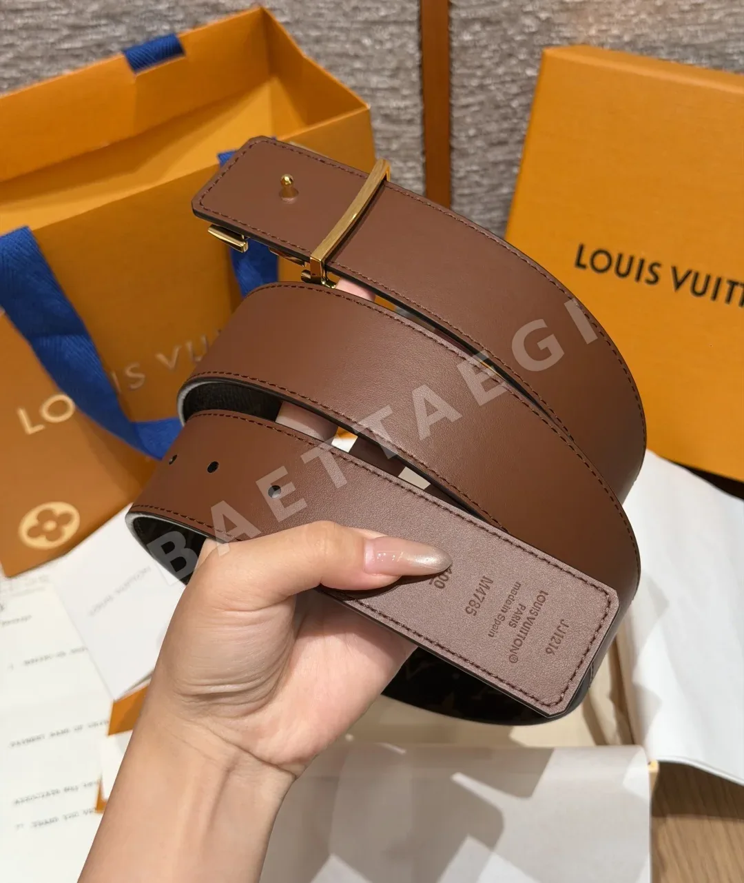 루이비통 이니셜 40mm 리버시블 벨트 상세 이미지 5