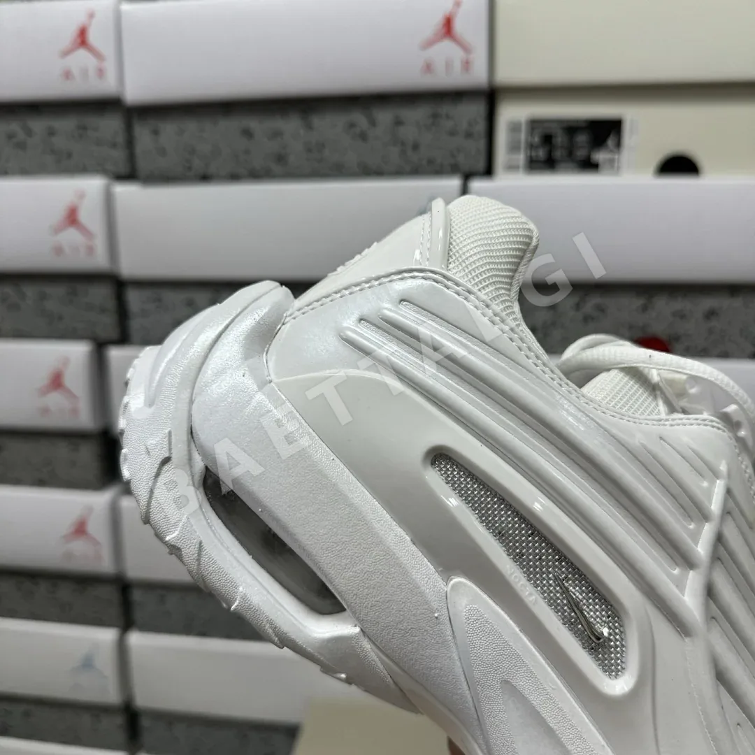 나이키 [GOAT] 핫 스텝 2 DZ7293-100 201324 Nike Hot Step 2 Drake NOCTA White 상세 이미지 8