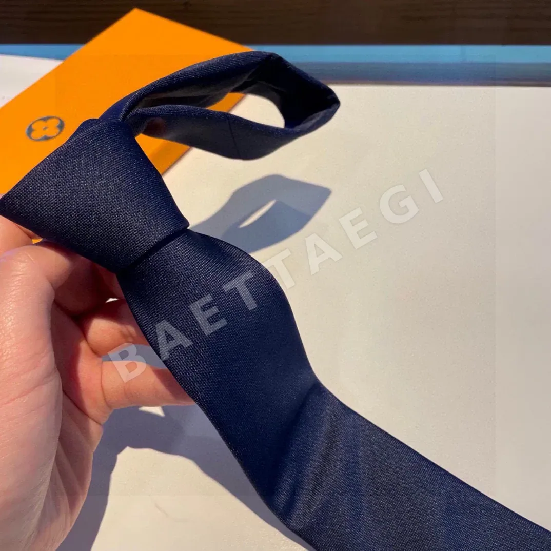 루이비통 넥타이 86916 Louis Vuitton Tie 상세 이미지 18