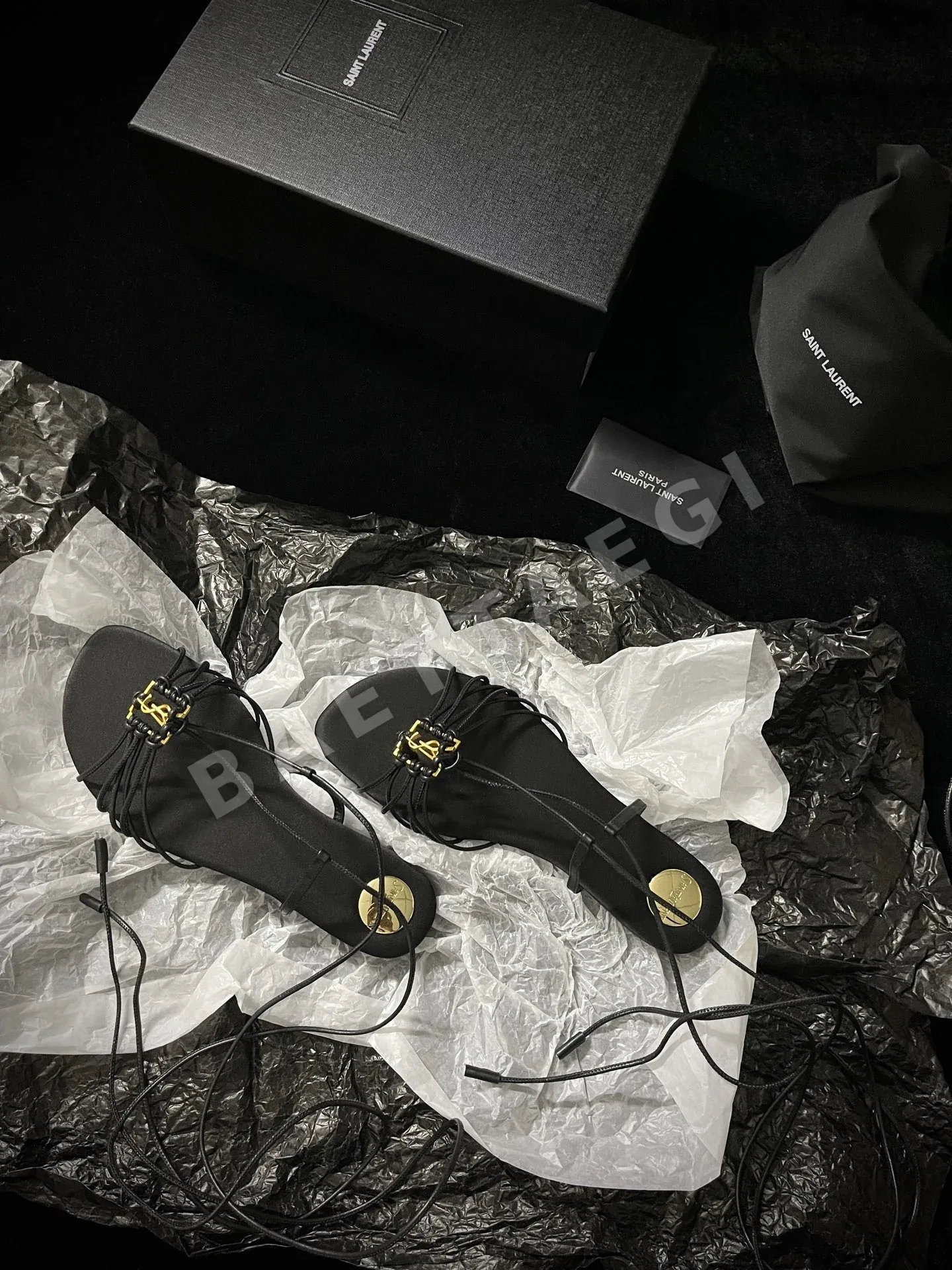 생로랑 스트랩 샌들 9419 상세 이미지 3