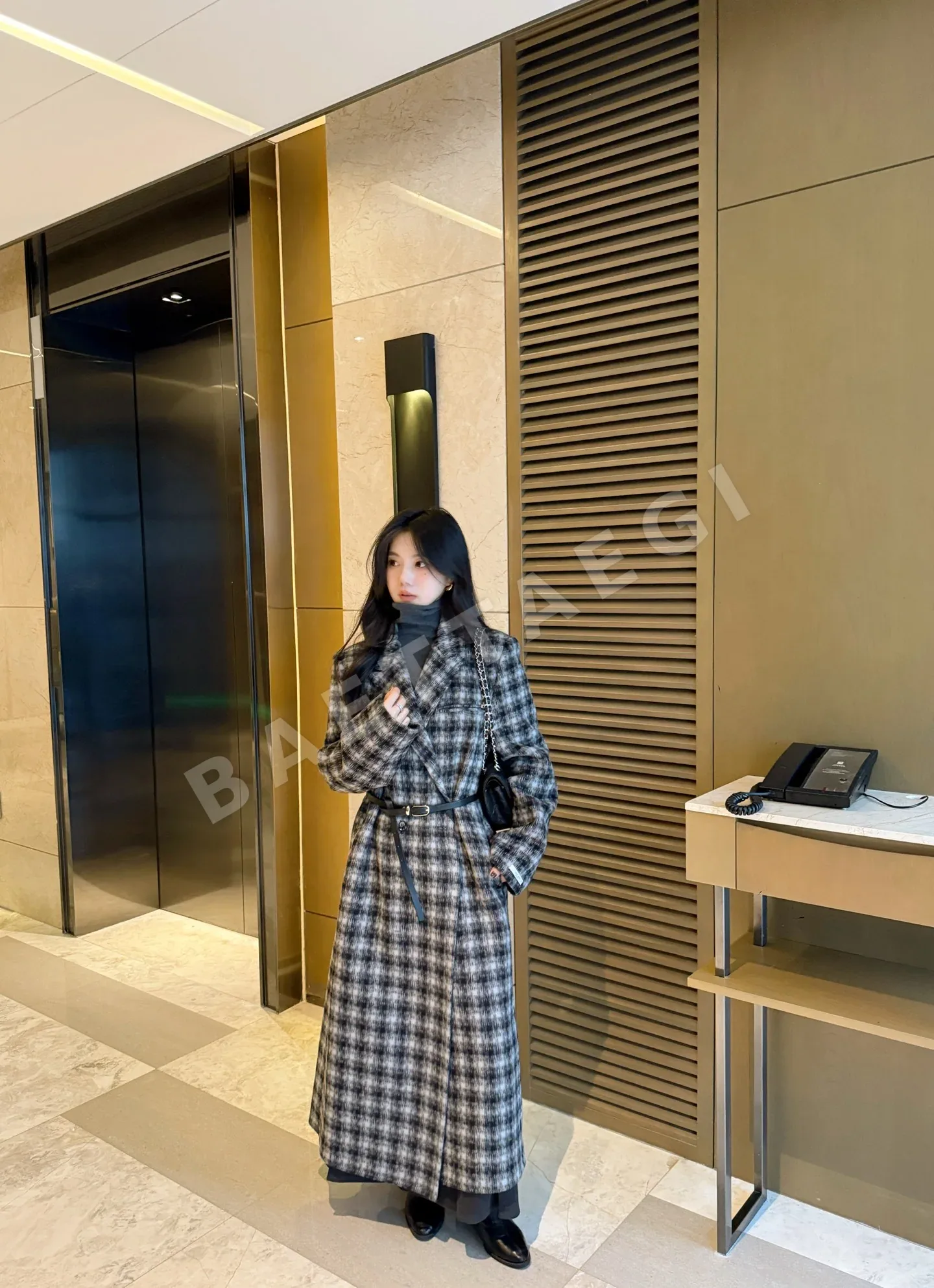 디올 울 플리스 안감 벨트 여성 자켓 202570