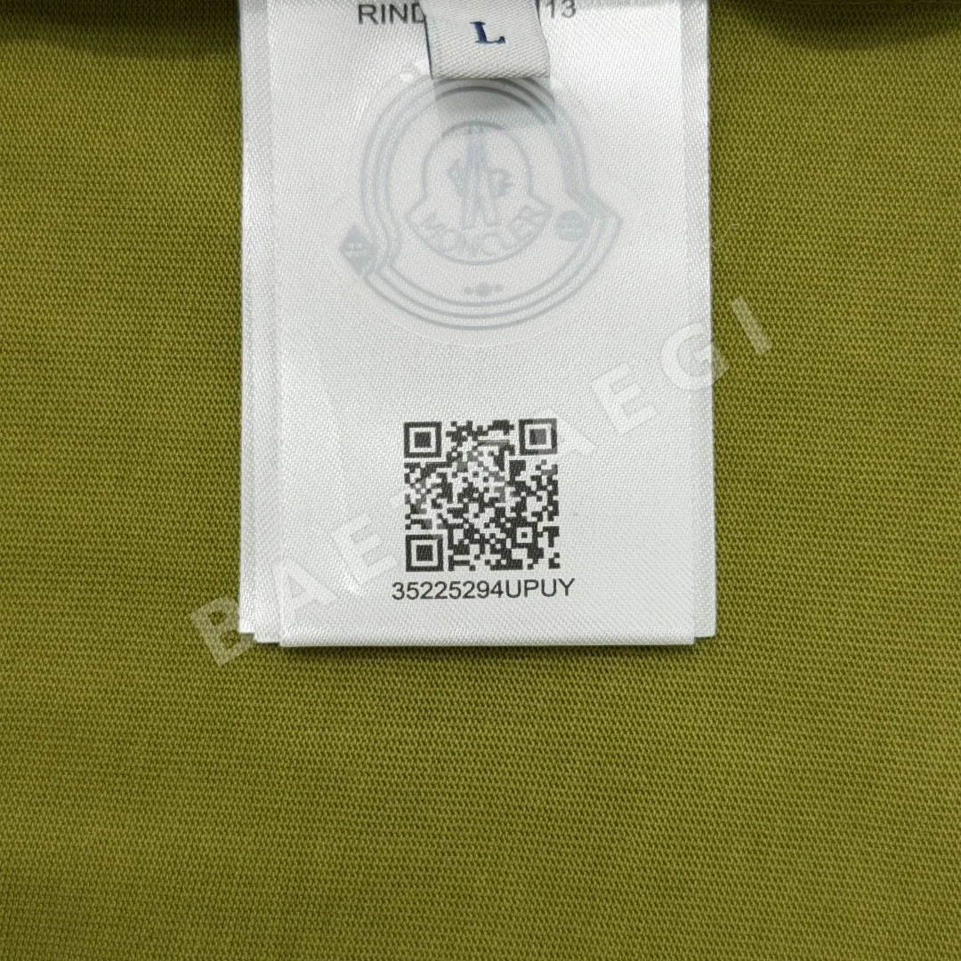 몽클레르 남성 로고 패치 반팔 티셔츠 상세 이미지 9