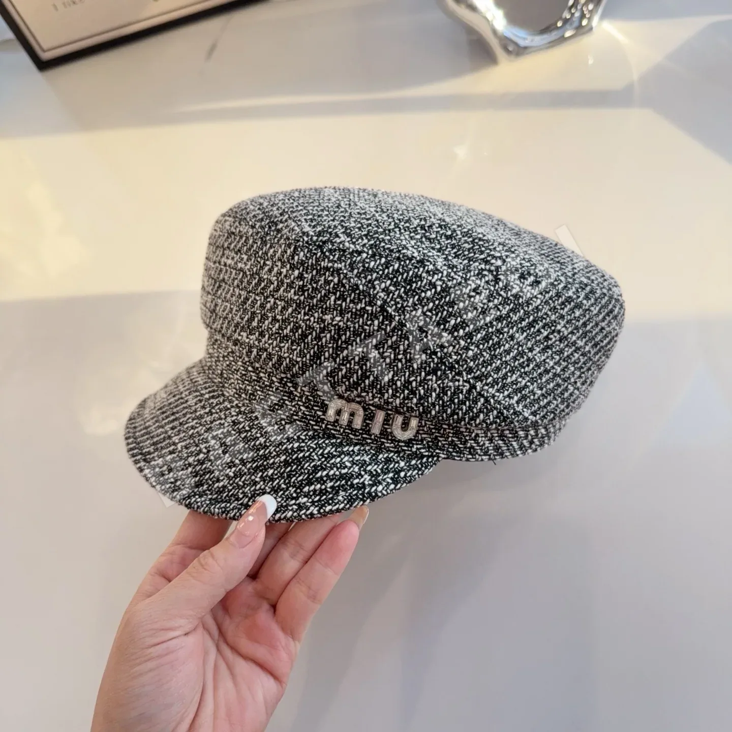 미우미우 모자 81383 Miu Miu Cap 상세 이미지 4