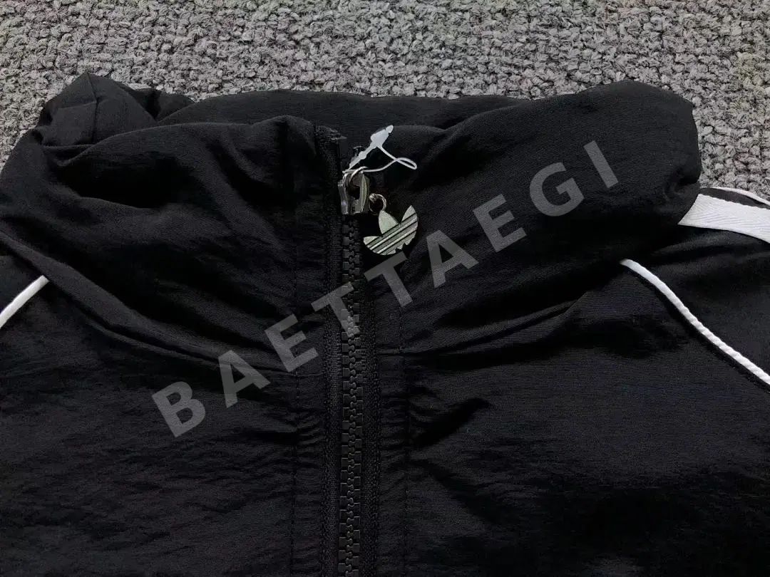 아디다스 패딩 자켓 202750 Adidas Padded Jacket 상세 이미지 22
