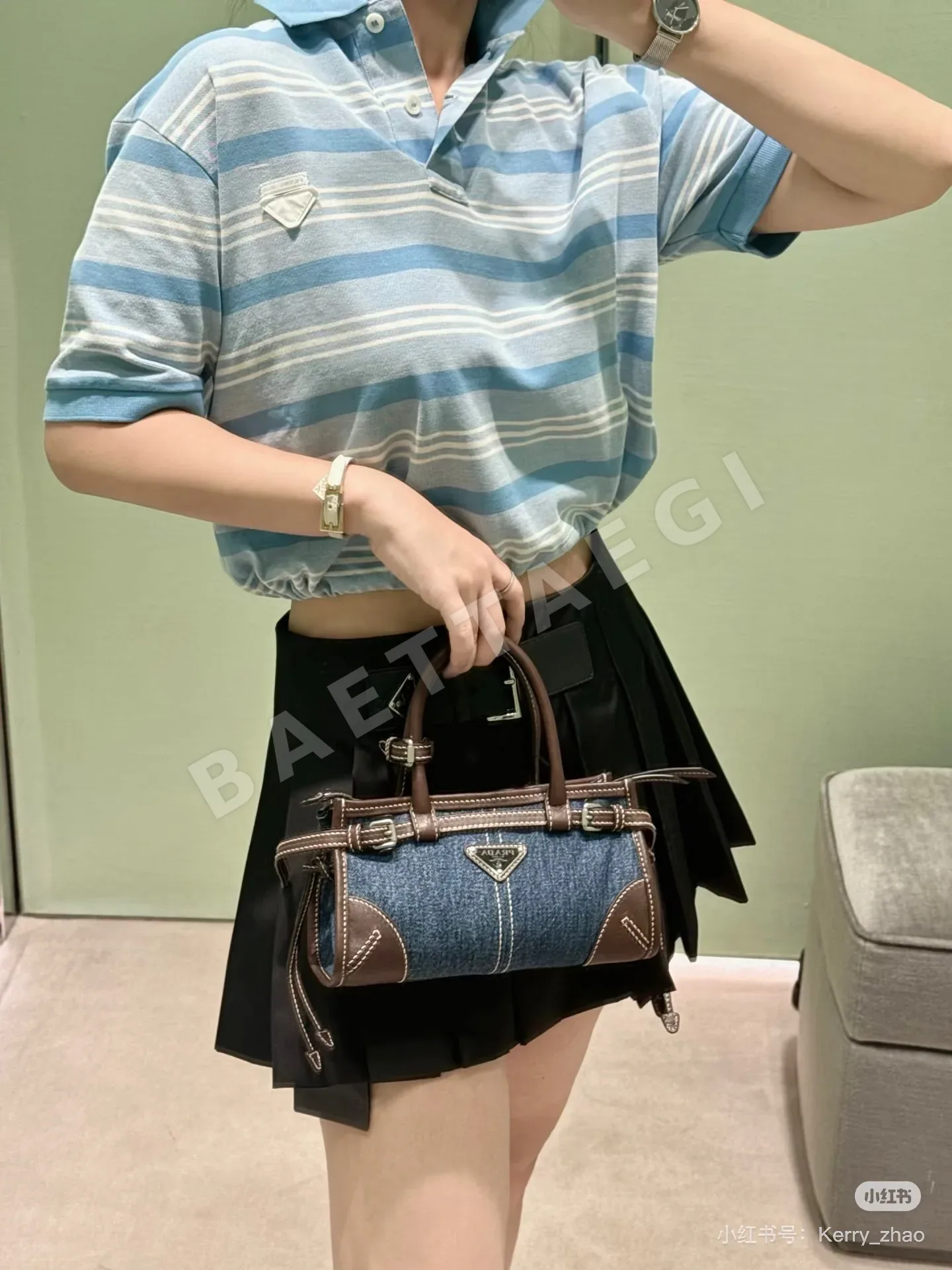 프라다 스트라이프 카라 반팔 티셔츠 상세 이미지 6
