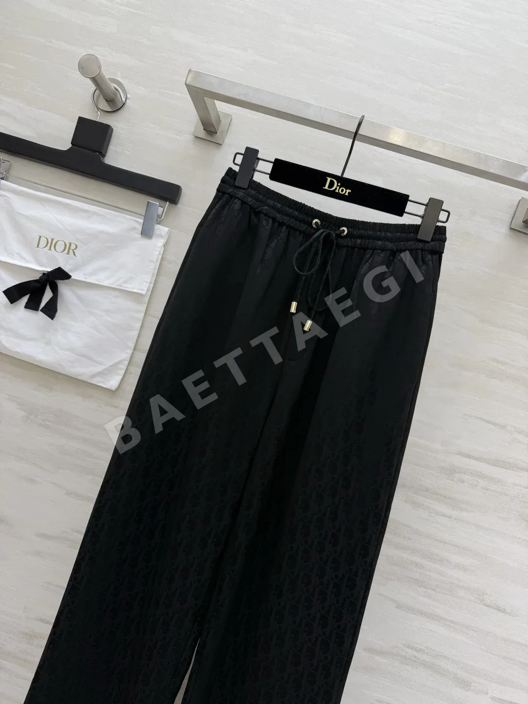 디올 아세테이트 와이드 레그 여성 바지 상세 이미지 2