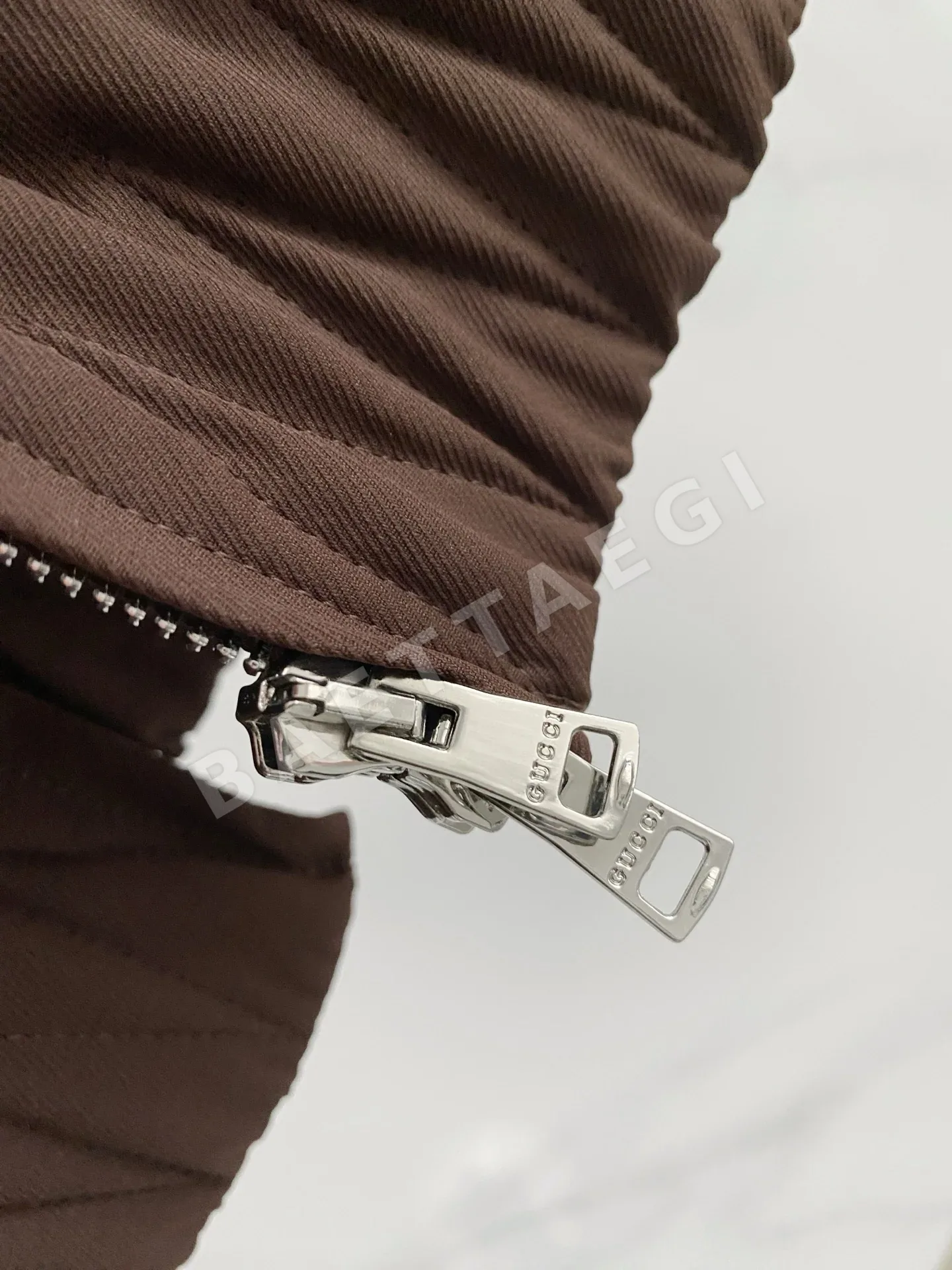구찌 린넨 블랙 카키 남성 자켓 상세 이미지 6