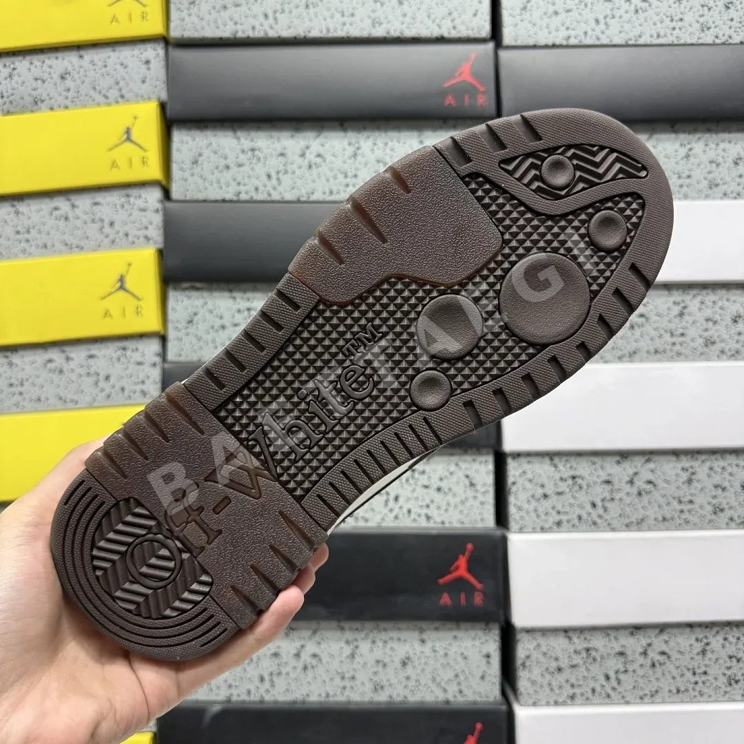오프화이트 [KZ] 아웃 오브 오피스 OOO 로우 탑스 화이트 블랙 202490 Off White Out Of Office OOO Low 상세 이미지 8