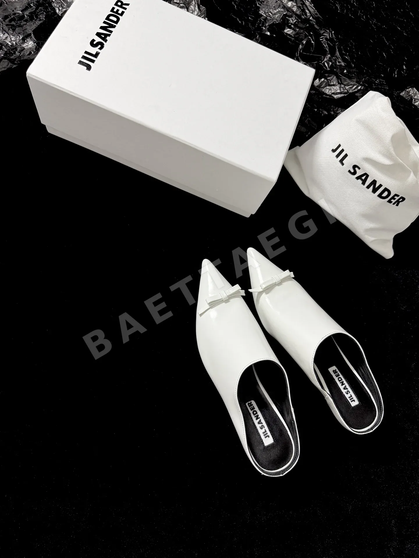 질샌더 뾰족 토 리본 장식 여성 신발 75121