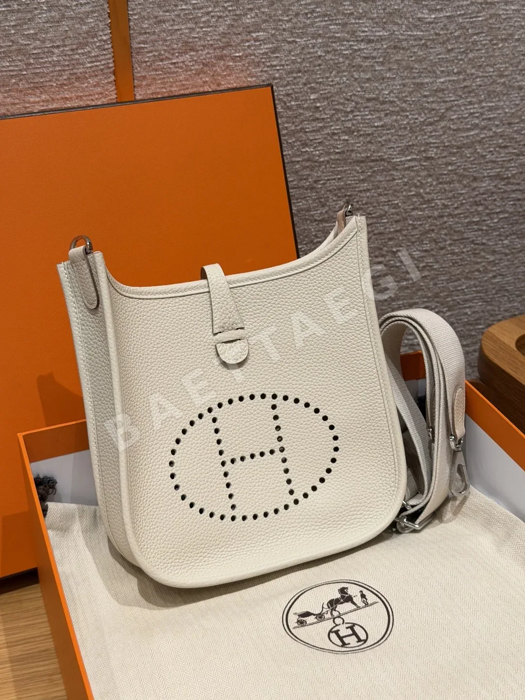 에르메스 에블린 23 클레망스 가방 144356